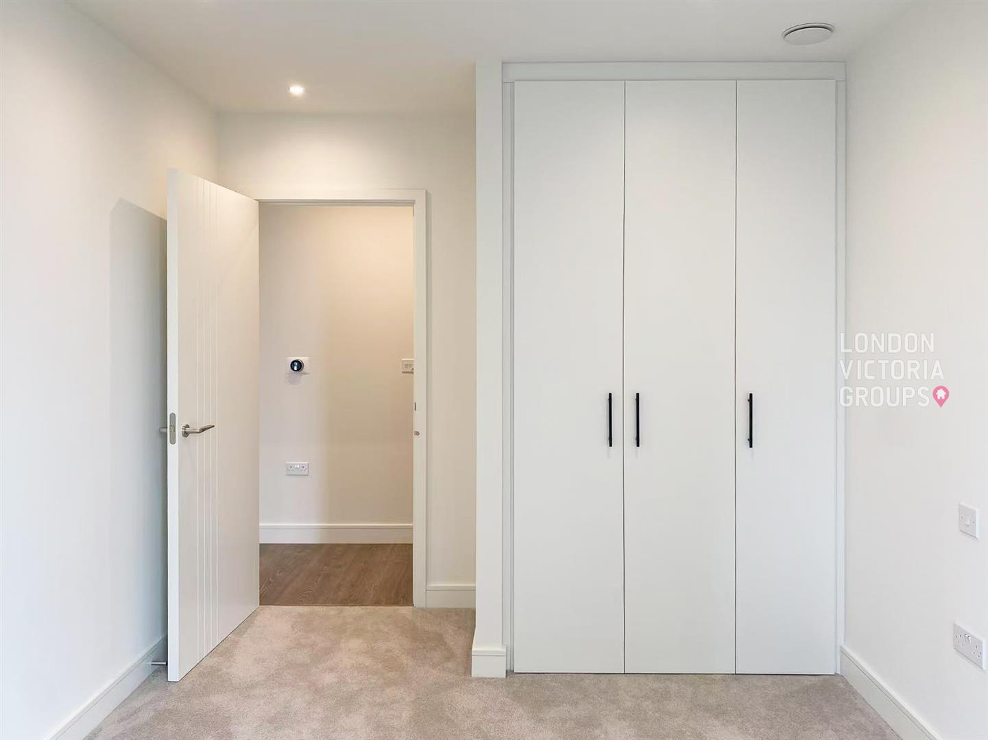 1 Affinity View, London